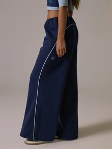 Musera Sport Contrast Colour Piped Side Low Rise Baggy Oversized Fit Sweat Jogger Fall Autumn Winter Gym Active Pilates Motion - Navy Blue - View 3