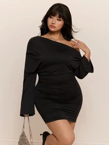 CovetEZ Autumn/Winter New Solid Color Asymmetrical Collar Flared Sleeve Slim Fit Plus Size Dress - Black - View 4