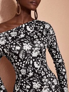 JIAN LASALA Gaun Panjang Rajut Satu Bahu Model Batwing Lengan Panjang dengan Detail Kerut dan Beberapa Lapisan, Elegan untuk Liburan. - MultiWarna - View 8