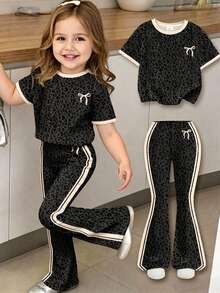 SHEIN LMoss Kids 女嬰休閒簡約短袖圓領T恤與喇叭長褲套裝，適合春夏穿著 - 彩色 - 查看 4