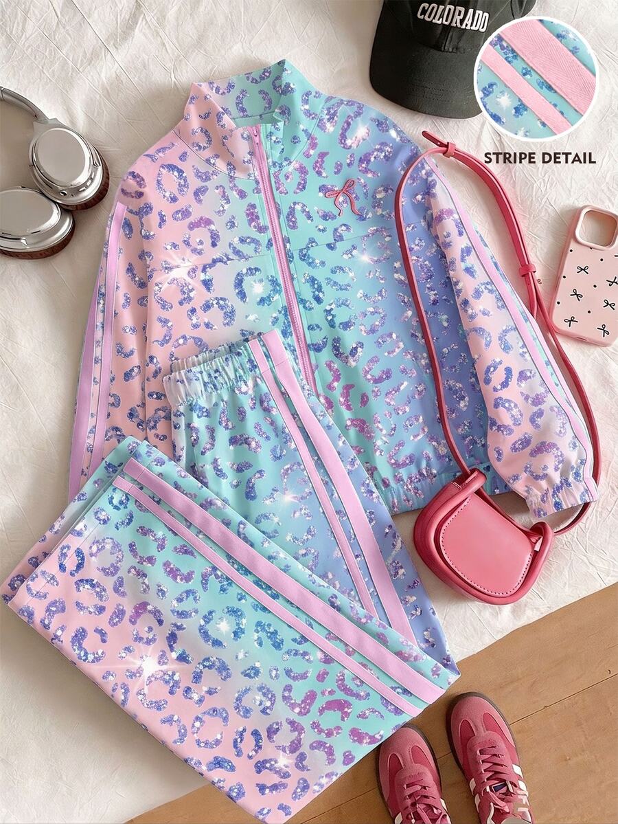 SHEIN 2件組女孩套裝：彩色條紋拉鍊夾克配刺繡蝴蝶結與鬆緊腰長褲，適合幼兒園女孩。復古運動風套裝，適用於街頭穿搭、運動、健身與閨蜜出遊，四季時尚單品。 - 彩色 - 查看 1