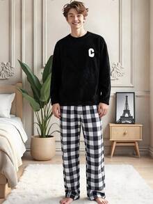 SHEIN 青少年男孩 2件組休閒格紋毛絨睡衣套裝,適合秋冬穿著,內層抓毛保暖 - 黑與白 - 查看 5