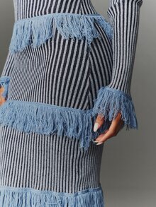 NYA SZN Gaun Rajut Elegan Pas Badan Wanita dengan Motif Garis-Garis, Leher Persegi, Lengan Panjang, Patchwork, Lapisan Ganda, dan Rumbai - Biru - View 7
