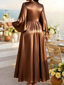 SHEIN Lady Plus Size Women's Solid Color V-Neck Pleated Casual Party Dress - Brown - View 2