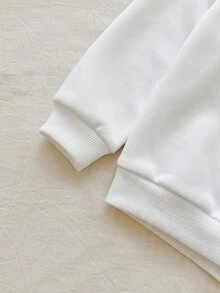 SHEIN Baby Girl Contrast Color Bow Print Cute Fleece Dropped Shoulder Thick Crew Neck Pullover Sweatshirt, Suitable For Winter - White - View 4