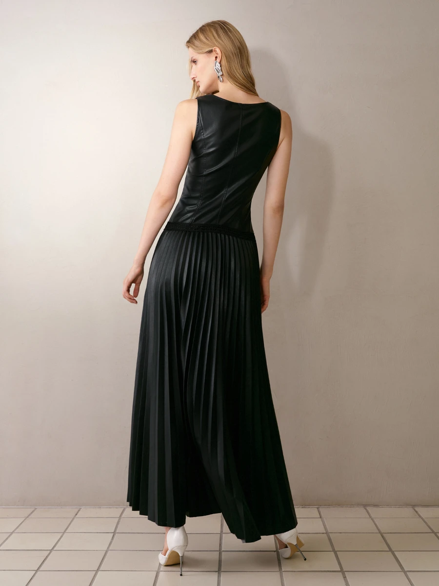 MOTF PREMIUM CONTRAST LACE PLEATED HEM LONG DRESS - Black - View 2