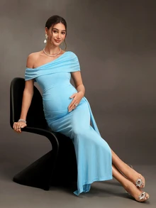 Cheriluna Maternity Maternity Solid Color One Shoulder Elegant Maternity Photography Dress - Blue - View 6