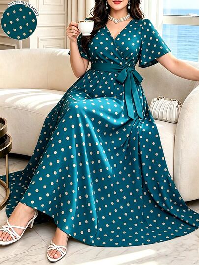 Modelyn Cream White Polka Dot Print Blue Background Plus Size Women's Fashion V-Neck Short Sleeve Belted Loose Casual Dress, Comfortable For Spring And Summer