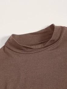 SHEIN BASICS 女款咖啡棕色素色修身短版半高領上衣，秋季日常基礎極簡風 - 咖啡棕 - 查看 3