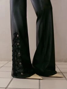 MOTF PREMIUM Celana Panjang Wanita Slim Fit Kulit PU dengan Hiasan Tali Serut - Hitam - View 2