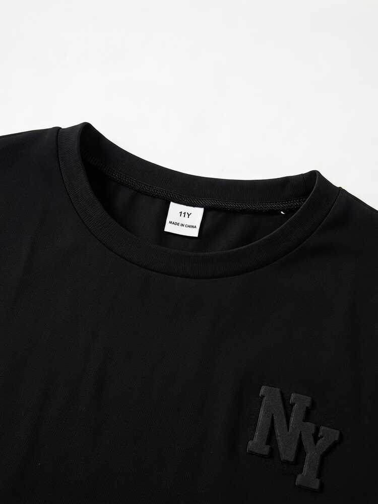 SHEIN 1pc Tween Boys Casual Minimalist Design Embossed Letter Solid Color Crew Neck Pullover T-Shirt, Comfortable Fabric, Suitable For Summer And Autumn - Black - View 4