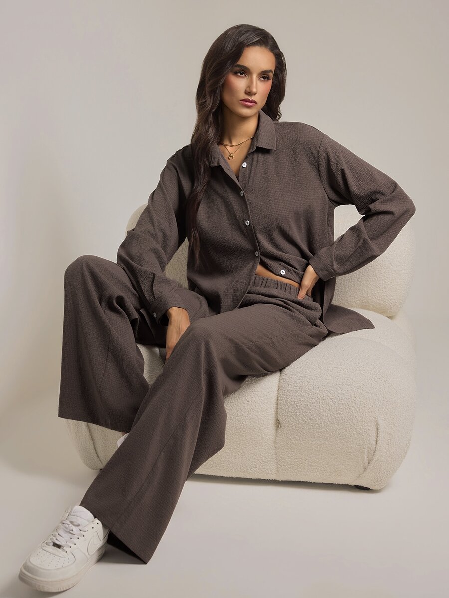 SHEIN Tall Setelan Kasual 2 Potong Wanita Lengan Panjang Kancing Tunggal dan Celana Panjang Warna Polos - Coklat - View 1