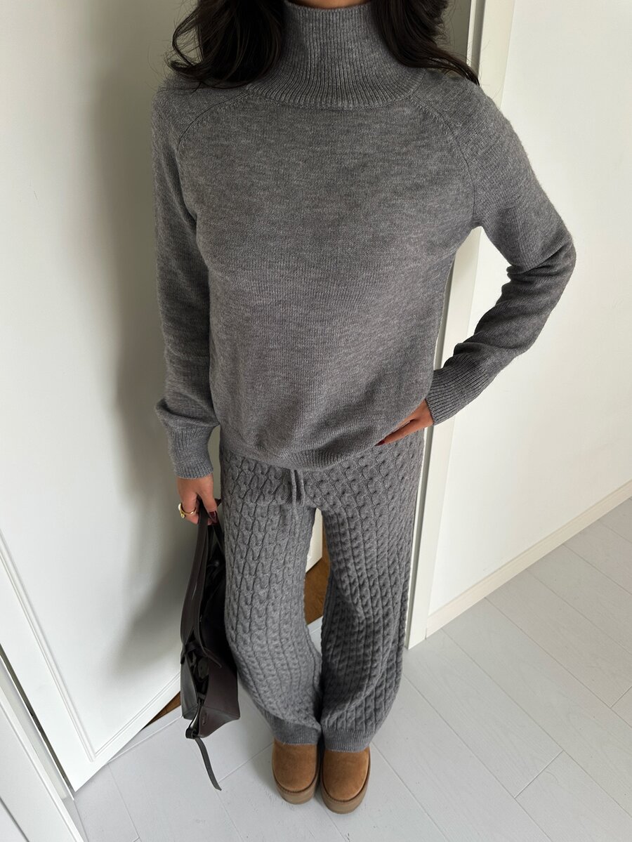 Autumina Women's Autumn/Winter Lazy Fashion Versatile Daily Party Photo High Neck Sweater 2 Pieces Set - Grey - View 1