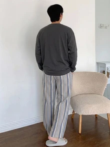 DAZY 夏季字母印花T恤與格紋長褲男士居家休閒套裝 - 彩色 - 查看 2