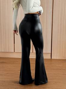 SHEIN EZwear 女款性感街頭風純色PU皮革喇叭褲 - 黑色 - 查看 3