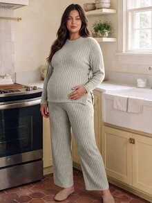 SHEIN Apricot Long Maternity Plus Size 2 Pieces Set, Round Neck Long Sleeve Top With Split Hem And Buttons, Casual Comfortable Wide Leg Pants, Autumn/Winter - Apricot - View 3