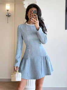 Feyla Gaun Wanita Manis dengan Hiasan Berlian Imitasi dan Lengan Panjang Berlipit Warna Kontras - Biru - View 4
