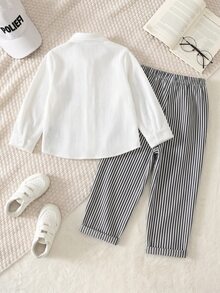 SHEIN 兒童小男孩學院風刺繡Logo立領長袖襯衫/長褲套裝 - 彩色 - 查看 2
