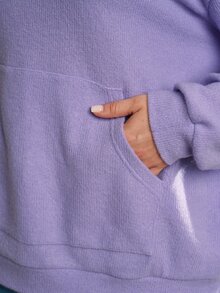 Rosumi 女款大尺碼純色落肩長袖口袋休閒連帽衛衣 秋季女裝 冬季女裝 - 紫色 - 查看 4