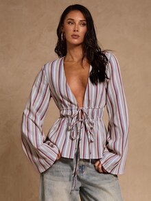 SHEIN Glamour 時尚藍白條紋深V領喇叭袖門襟抽繩蝴蝶結裝飾秋季女款襯衫，秋冬、海灘、外出、休閒、度假 - 酒紅色 - 查看 5