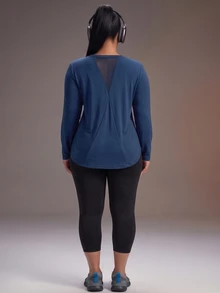 Powerista Kaos Lengan Panjang Kasual Wanita Ukuran Plus Warna Biru Tua Polos dengan Panel Jala di Belakang dan Leher Bulat, Atasan Olahraga Bernapas, Pakaian Aktif, Kain Bernapas, Musim Gugur - Navy Blue - View 2