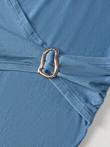 GlowEve Gaun Denim Model Wrap Bahu Terbuka Kasual Musim Panas untuk Wanita - Biru - View 4
