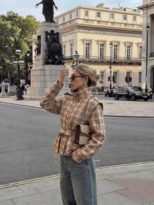 SHEIN Mantel trench pendek lengan panjang longgar dengan ikat pinggang yang memberikan efek ramping. - MultiWarna - View 4