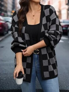 SHEIN Clasi Sweater Kardigan Rajut Jacquard Motif Kotak-kotak Vintage Ukuran Besar, Musim Gugur/Dingin - Hitam - View 6