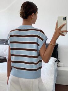 Siren Gaze Atasan Rajut Minimalis Bergaris dengan Blok Warna untuk Wanita - Baby Blue - View 2