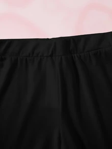 HELLO KITTY AND FRIENDS | SHEIN طقم تي شيرت وشورت للبنات المراهقات بطبعة كرتونية مخططة مع حروف وأكمام قصيرة - أبيض - مشاهدة 6