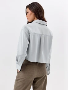 KÆRIA Hus Cropped Boxy Button Down Shirt - Compact Woven - Pale Blue - Elegant, Casual, Luxury, Workwear - Blue - View 7