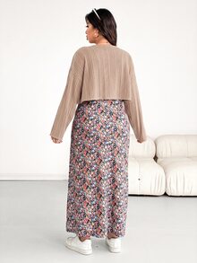 SHEIN Essnce 大尺碼女款純色圓領落肩長袖T恤與碎花洋裝休閒兩件套 - 杏色 - 查看 3