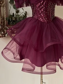 Lovelzi Elegant Glamorous Fashion Deep Red Sequin Embroidered Patchwork Mesh Sweetheart Neckline Off-Shoulder Puff Sleeve Full Skirt Short Dress Suitable For Wedding Guest, Prom - Burgundy - View 6