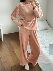 DAZY Winter Fuzzy Minimalist Solid Color Loose Fit Women's Pajama Set - Pink - View 10