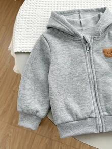 SHEIN 2件組嬰兒男孩女孩可愛百搭極簡純色連帽外套 灰色連帽衫與黑色連帽衫 秋冬適用 - 彩色 - 查看 8