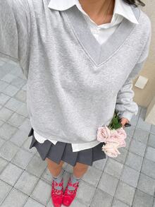 SHEIN EZwear 休閒極簡風大尺碼女款灰色V領寬鬆大版厚實運動衫，適合秋冬穿著 - 淺灰色 - 查看 3