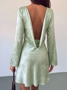 Aloruh 綠色緞面女款露背垂領時尚迷你洋裝 - 綠色 - 查看 2