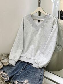 SHEIN EZwear 休閒極簡風大尺碼女款灰色V領寬鬆大版厚實運動衫，適合秋冬穿著 - 淺灰色 - 查看 5