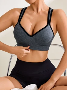 Solea Cove Bra Olahraga Wanita Tanpa Jahitan Model Kamisol Satu Bagian - Grey - View 2