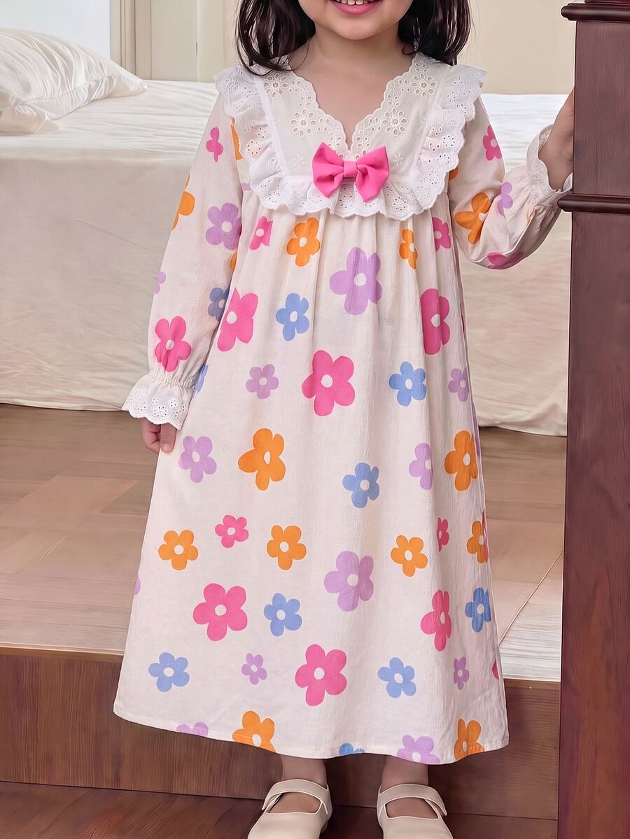 SHEIN 少女粉色碎花睡裙,3D蝴蝶結裝飾可愛蕾絲洋裝 - 彩色 - 查看 1