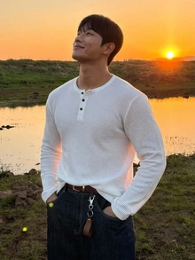 DAZY Spring/Autumn White Round Neck Half-Button Waffle Texture Fabric Long Sleeve Men's T-Shirt - White - View 4