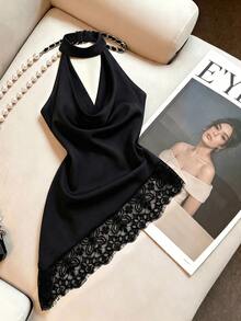 SHEIN Franclia Atasan Wanita Model Halter Neck Kasual Serbaguna untuk Pemakaian Sehari-hari dengan Motif Renda dan Patchwork - Hitam - View 1