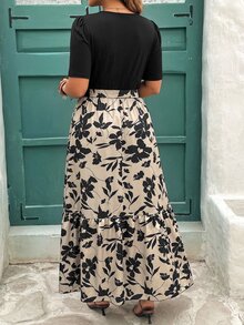 Reflora 大尺碼花卉印花荷葉邊下擺短袖圓領長洋裝 - 彩色 - 查看 2