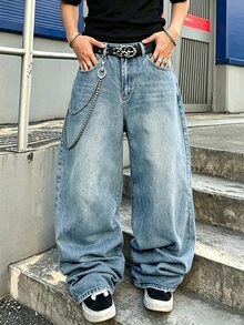 Manfinity EMRG 男士自由女神像印花水洗寬鬆寬腿牛仔褲，Y2K嘻哈街頭風寬版牛仔長褲 - 淺藍色 - 查看 2