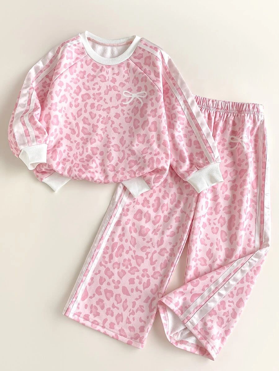 Maija Kids Maija Kids 女童小女孩圓領蝴蝶結圖案拼色長袖運動衫與運動長褲休閒日常套裝 粉色豹紋印花 - 粉色 - 查看 1