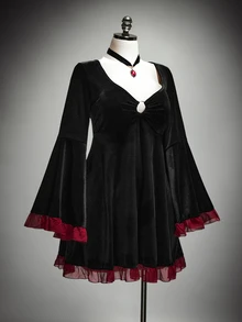 SHEIN ICON Plus-Size Y2K Gothic Retro Dress Featuring A Chest Cutout, Flared Sleeves, And Contrasting Ruffles; Halloween Dress; Witch Costume. Fall - Black - View 4