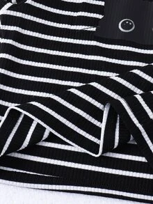SHEIN Tween Girl Slim Fit Casual Cropped Knit Cat Print Striped T-Shirt With Sleeves - Black and White - View 5