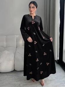 Yasmyna Women's Floral Embroidered Pattern Casual Gathering Arabian Dress - Black - View 1