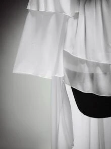 SHEIN ICON Gaun Ukuran Besar Warna Putih Hitam Kerah Persegi Depan Berkerut Pendek Belakang Panjang, Kostum Halloween Gaya Boho Gothic, Pesta Malam Gaya Kapten Istana Musim Gugur - Hitam dan Putih - View 5