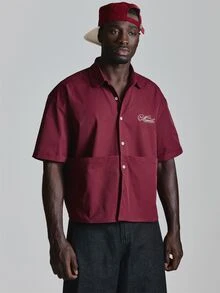 Short Sleeve Boxy Shirt Front Pocket Detail "Musero"Chest Embroidery Autum Winter Essentials - Burgundy - View 2